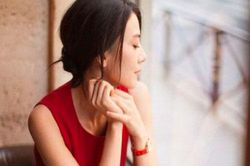 Tưởng cậu hàng xóm trẻ thích con gái mình nên tôi nhắc nhở ngay, nào ngờ lời thổ lộ của cậu ta khiến tôi 'đứng tim'