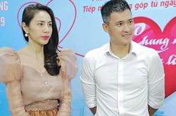 Xây nhà tránh lũ 20 tỷ cho bà con miền Trung, Công Vinh - Thủy Tiên tiếp tục góp tiền mua vắc-xin Covid
