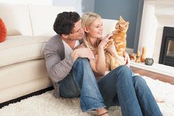 Bí mật 'đáng sợ' của chồng sắp cưới cô nàng mê thú cưng