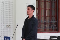 Hết ăn cơm tù vì cướp tài sản lại vào trại giam vì heroin