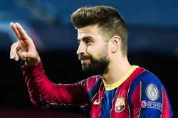 Pique cứu Barca ở phút 90+4