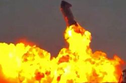 Khoảnh khắc tàu Starship của SpaceX phát nổ khi vừa chạm đất