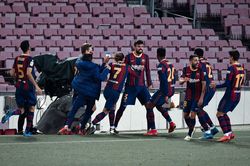 Barcelona lách cửa hẹp, vào chung kết Cúp Nhà Vua