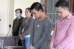 Đâm chết chủ nợ của bạn khi được nhờ đi 'giải quyết mâu thuẫn'