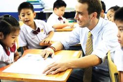 Thí điểm dạy tiếng Đức và tiếng Hàn từ bậc tiểu học