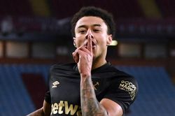 Lingard cạnh tranh giải thưởng với Bruno Fernandes