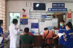 Vì sao hơn 31.000 người có thẻ bảo hiểm y tế bệnh viện Thống Nhất phải chuyển tuyến?