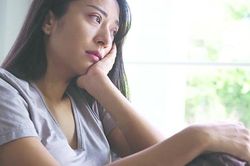 Phát hiện chồng 'qua lại' với cô bạn thân của vợ