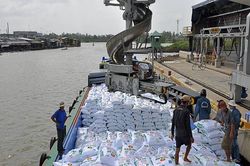 Áp thuế tự vệ với phân bón DAP và MAP: Bộ Công Thương nói gì?