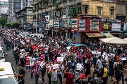 Tình hình Myanmar: Tái diễn biểu tình diện rộng