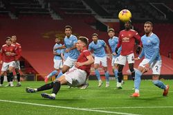 MU thất thế với Man City, Neymar đua đấu Messi