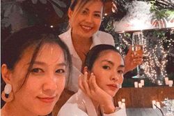Tăng Thanh Hà chiếm 'spotlight' giữa hội chị em sang chảnh, nhìn thần thái là biết ngay 'người nhà hào môn'