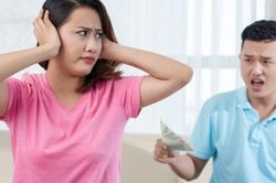 Vợ ngoại tình nhưng khi tôi đề nghị ly hôn lại dọa tự tử