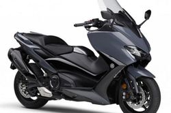 Yamaha TMAX560 TECH MAX ABS 2021 ra mắt, giá 292 triệu đồng