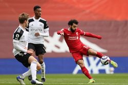 Liverpool thua 6 trận liên tiếp trên sân nhà, chìm trong khủng hoảng