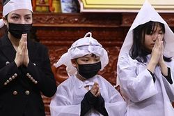 Mẹ Vân Quang Long: Họ vu khống chúng tôi mà không có chứng cứ, thậm chí nguyền rủa hai cháu nội của tôi