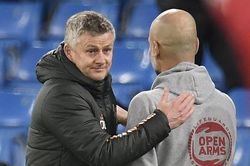 'Phá' kỷ lục của Man City, HLV Solskjaer đi vào huyền thoại