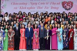 Bộ Ngoại giao tổ chức gặp mặt kỷ niệm ngày Quốc tế Phụ nữ