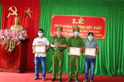 Sóc Trăng: Khen thưởng đột xuất cho 3 cá nhân dũng cảm bắt cướp