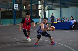 8 đội bóng tranh tài Giải bóng rổ học sinh Olympic Gym L2T 3x3