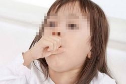 Cách chăm sóc và phòng bệnh cho trẻ khi trời nồm ẩm