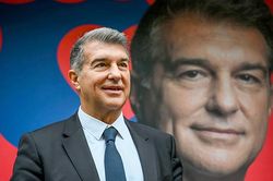 Joan Laporta trở thành chủ tịch Barca: Hoang hoải giấc mơ 2003