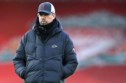 Klopp bị 'bắt bài', Liverpool rơi tự do: Trên con đường sụp đổ như Dortmund 2015