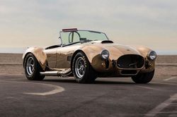 Huyền thoại Shelby Cobra 1965 'nhái' tuyệt đẹp, hơn 10 tỷ đồng