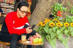 Hồng Đăng lịch lãm, sành điệu từ trong phim đến ngoài đời