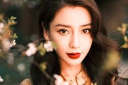 Nhan sắc thật của Angelababy lộ diện qua hình chưa chỉnh sửa, liệu có khác xa so với ảnh studio?