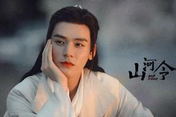Trở nên nổi tiếng, mỹ nam Sơn hà lệnh bị antifan hãm hại, photoshop bôi nhọ danh dự