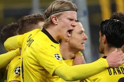 Haaland làm lu mờ Ronaldo, lập luôn kỷ lục Champions League