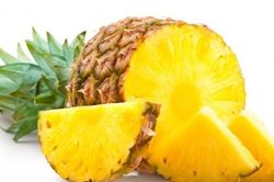Chỉ cần ngâm dứa vào nước này đảm bảo thơm ngon, ăn không rát lưỡi