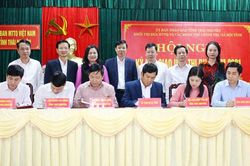 Ký kết giao ước thi đua