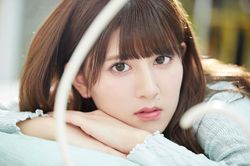 Nữ thần tượng vào khách sạn cùng sugar daddy
