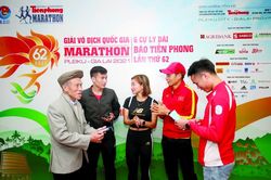 VĐV marathon phong trào 'săn' cơ hội SEA Games