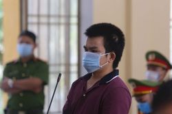 Sát hại cha, con trai lĩnh 12 năm tù