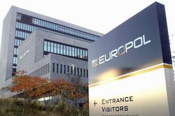 Nhiều tổ chức tội phạm bị xóa sổ sau khi Europol xâm nhập mạng SKY ECC