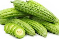 Chất bổ hóa thành chất độc nếu kết hợp mướp đắng với những thực phẩm này