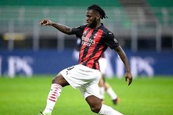 MU vs Milan: Kessie vs Fred, cuộc chiến nơi tuyến giữa