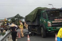 Nữ sinh tử vong thương tâm sau va chạm với xe tải tại Nam Định
