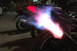 Công an mật phục truy quét hàng trăm 'quái xế'
