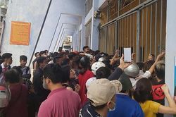 Giá vé trận Hải Phòng - Hà Nội tăng gấp 5 lần