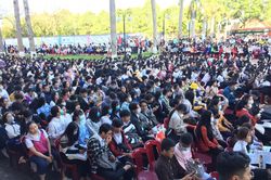 Đắk Lắk: Hơn 6.000 học sinh tham dự ngày Hội tư vấn tuyển sinh năm 2021