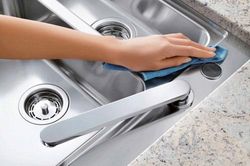 Đánh bay vết rỉ sét đơn giản chỉ sau 5 phút mà hiệu quả không ngờ
