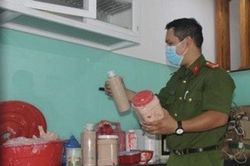 Đồng Nai: Chặn đứng 3.000 sản phẩm mỹ phẩm giả sắp tuồn ra thị trường