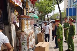 Phường Cống Vị, quận Ba Đình: Sớm xử lý vi phạm lấn chiếm vỉa hè