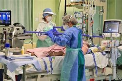 Dịch Covid-19: Italy đặt mục tiêu đến cuối tháng 9 tiêm vaccine cho ít nhất 80% dân số