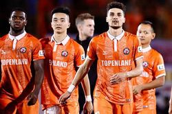 Tiền vệ U16 Barcelona không cứu nổi Bình Định