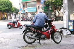 Ngược xuôi những cuốc xe